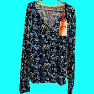 Justice Floral Navy Girls Super Soft Top L 12/14 NWT Made Of Recycled Material